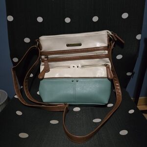 ❗CLOSET LIQUIDATION❗️Stone Mountain Crossbody Bag in White and Teal